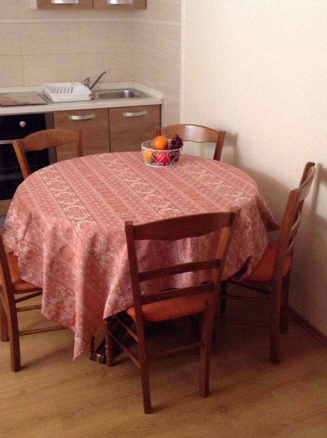 Apartment Biserka Barbat na Rabu المظهر الخارجي الصورة