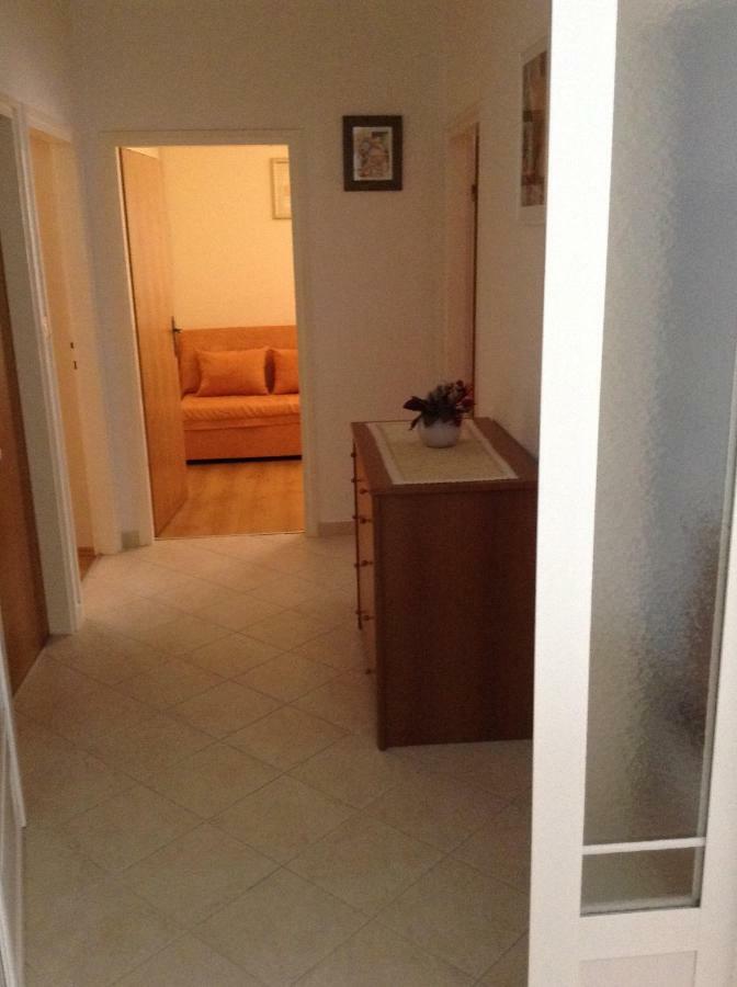 Apartment Biserka Barbat na Rabu المظهر الخارجي الصورة