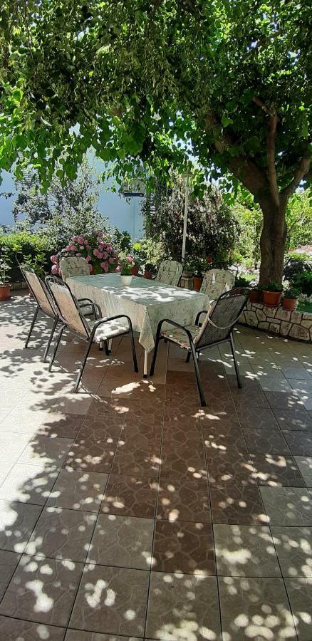 Apartment Biserka Barbat na Rabu المظهر الخارجي الصورة