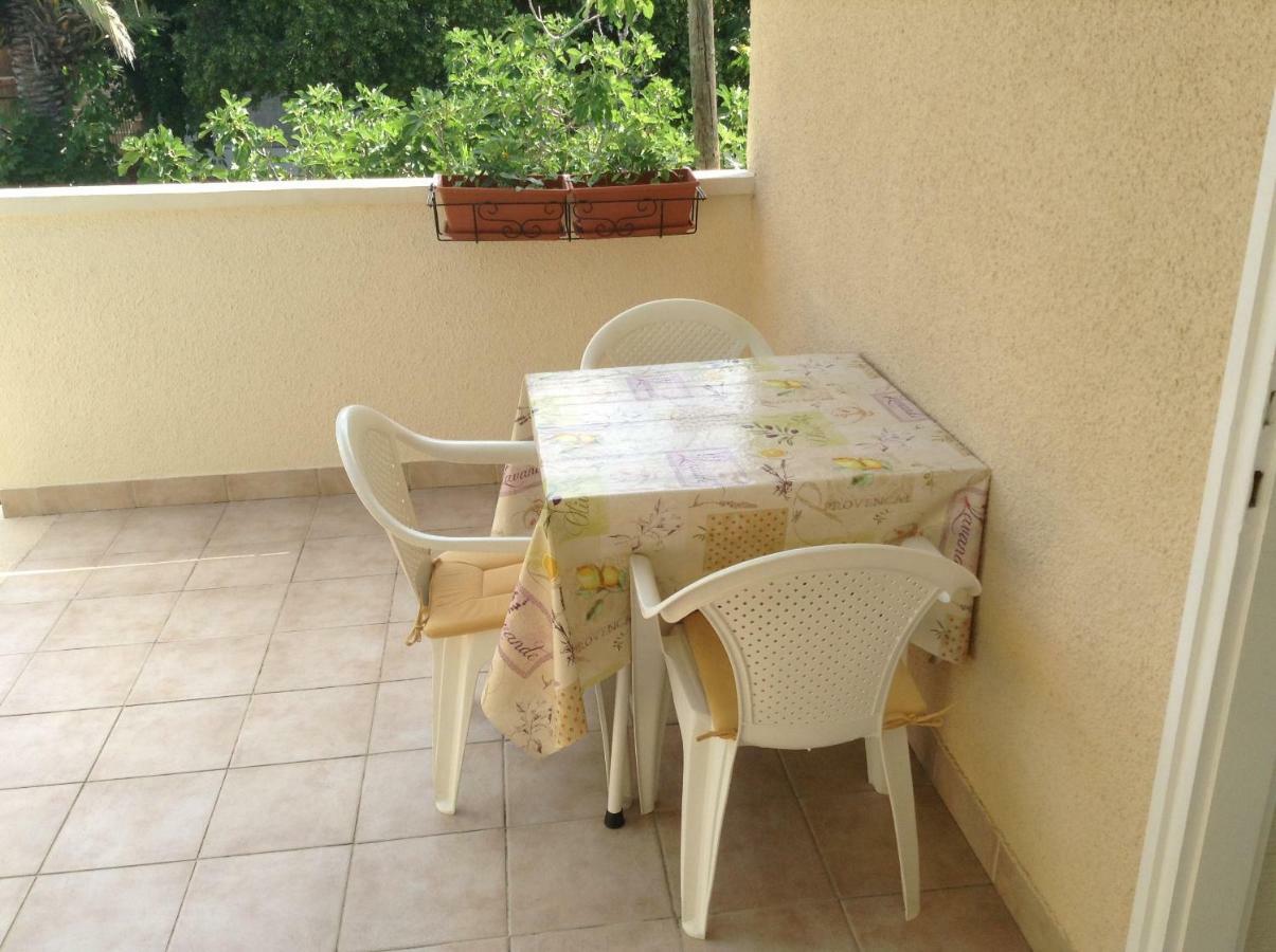 Apartment Biserka Barbat na Rabu المظهر الخارجي الصورة